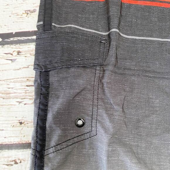 GOODFELLOW & CO Swim Board Shorts Sz 32 - Picture 2 of 5